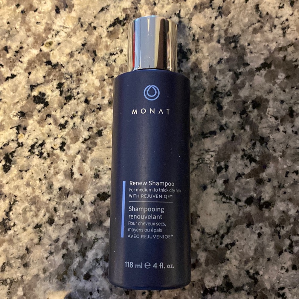 MONAT Renew Shampoo